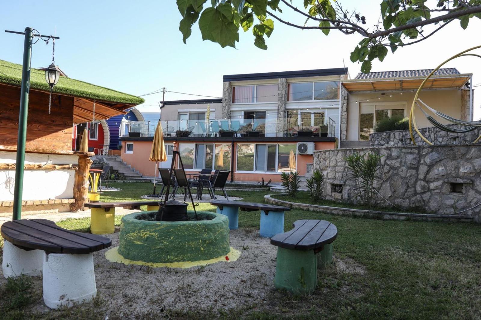 Villa Lyra 特雷比涅 外观 照片
