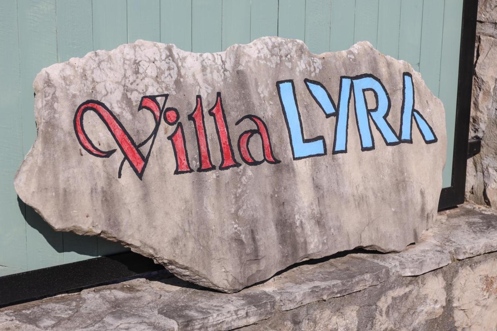 Villa Lyra 特雷比涅 外观 照片